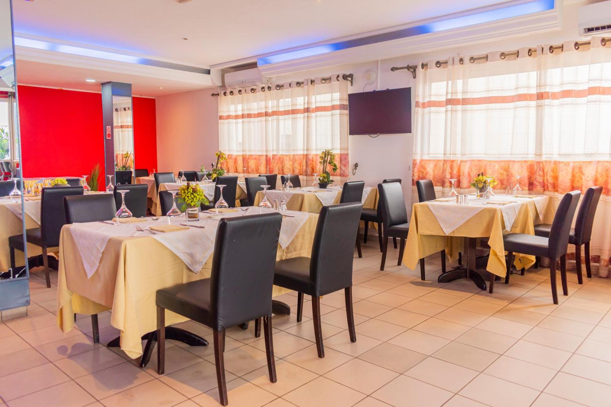Bano Palace Hotel دوالا المظهر الخارجي الصورة