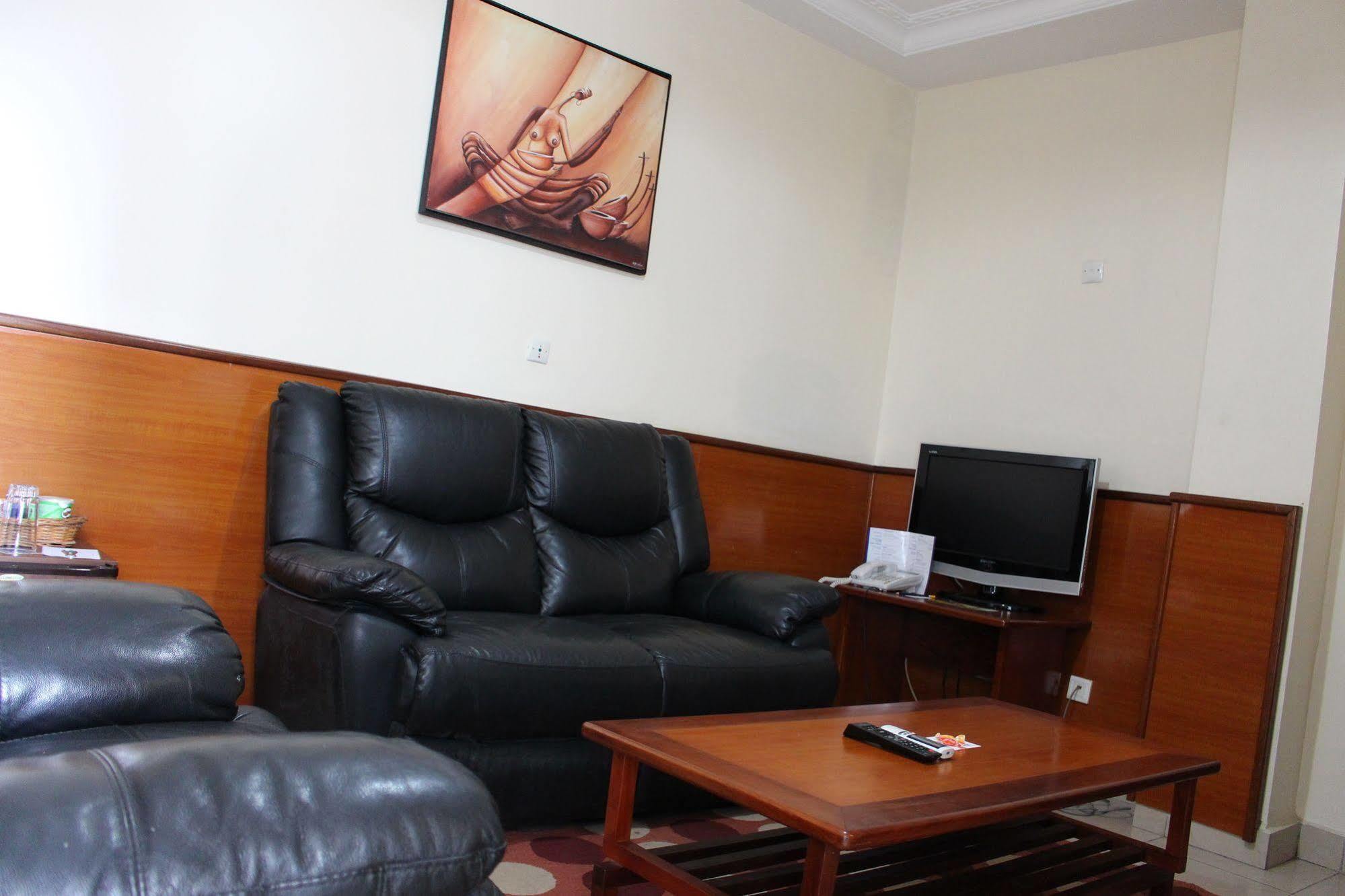 Bano Palace Hotel دوالا المظهر الخارجي الصورة