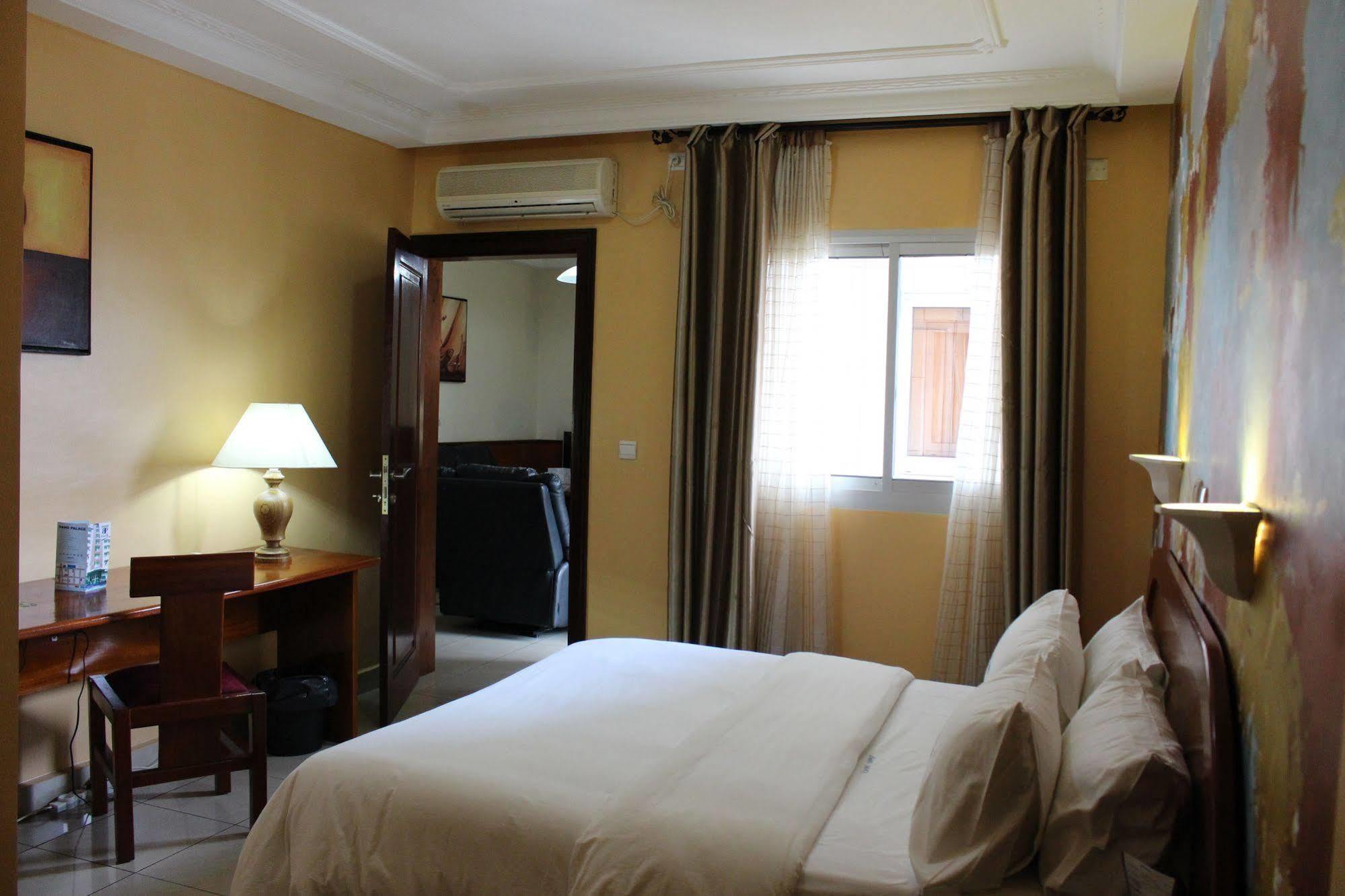 Bano Palace Hotel دوالا المظهر الخارجي الصورة